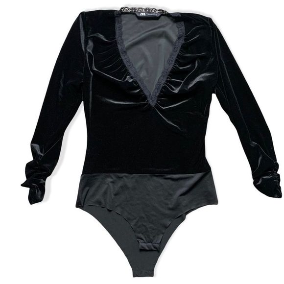 💥CLEARANCE SALE!!!⚡️ ZARA Black Velvet Body Suit NWOT. Sz XS - Picture 2 of 7